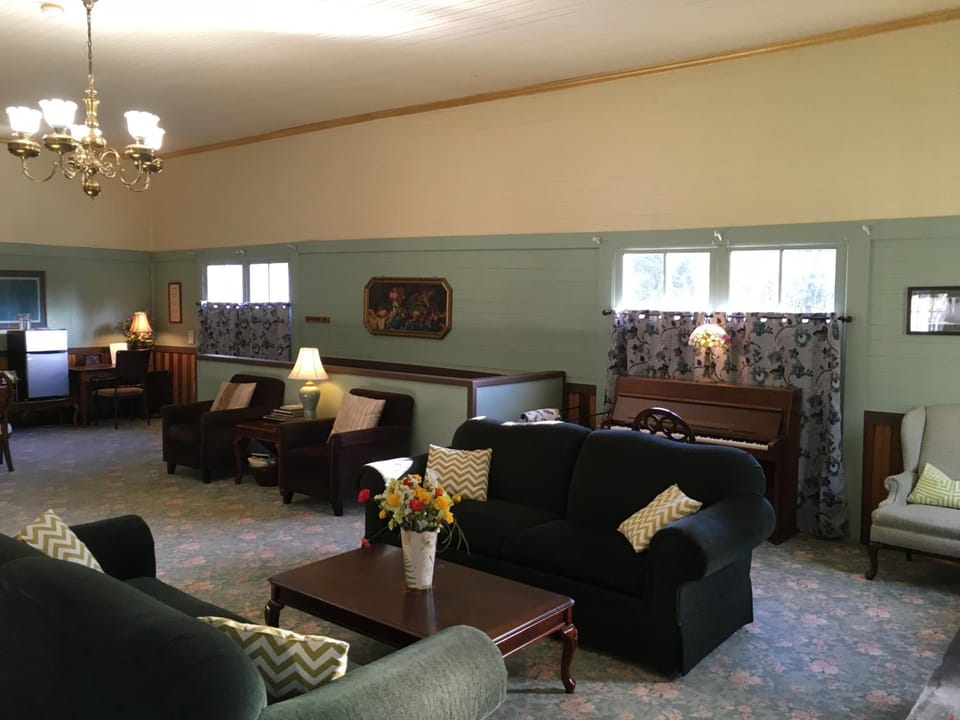 Alexander's Lodge Hotel in Washington