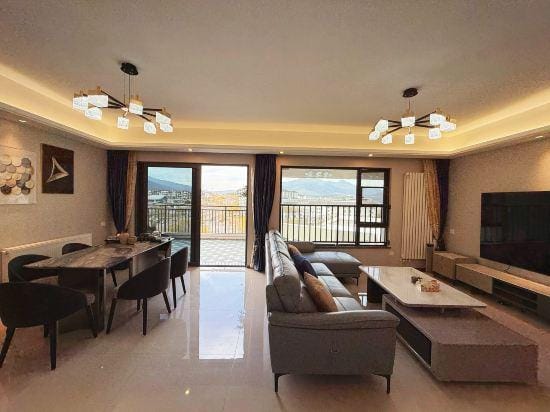 TengChong, Yi hot spring resort Hotel in China