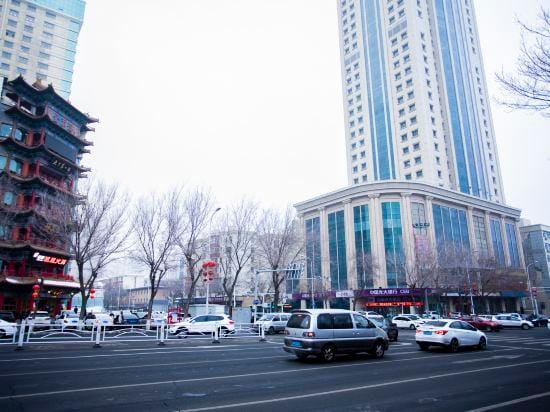 CHEERS C-position E-sports Hotel Hotel in China