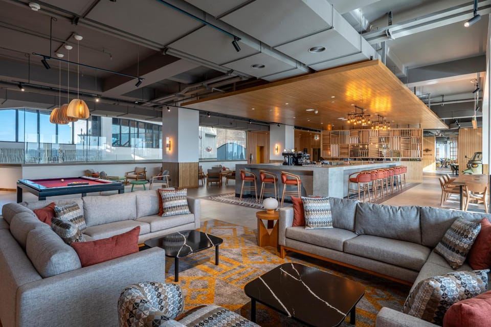 Bar/lounge