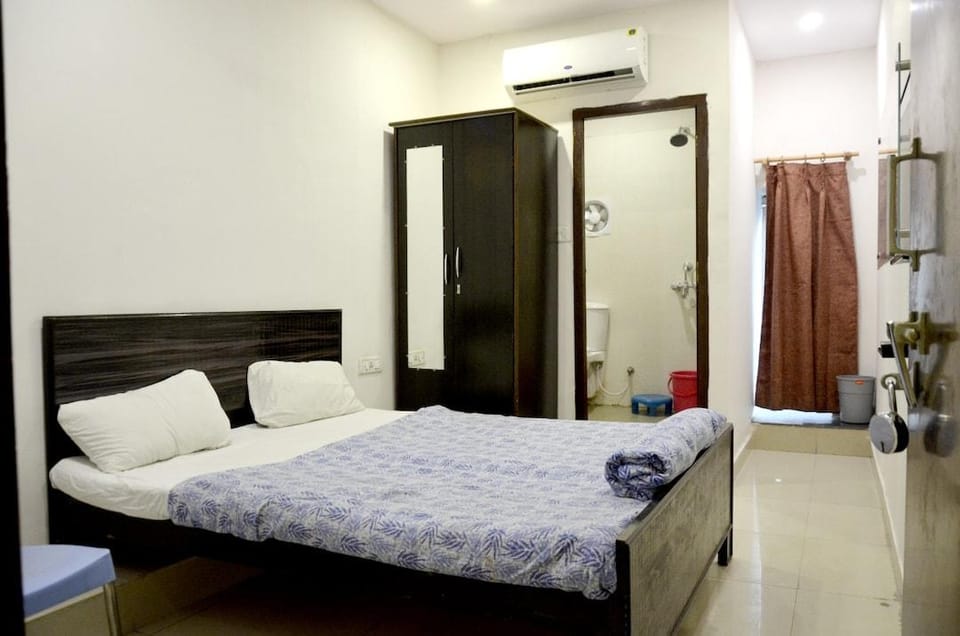 Hotel Atithi Niwas Hotel in Uttar Pradesh