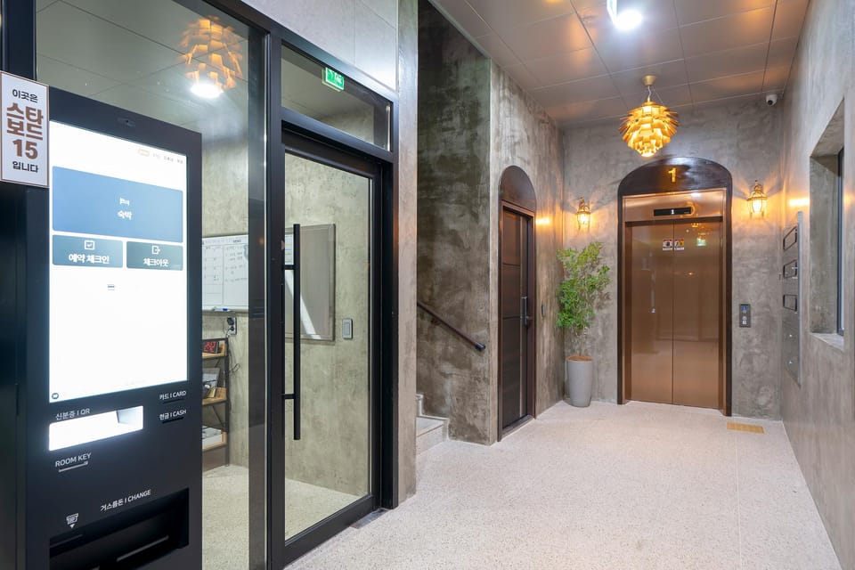 Yeongam Samho Starboard 55 Motel in South Korea