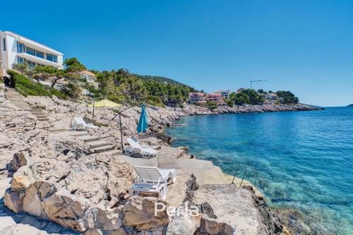 House BORA with sea view 70m from the beach Hotel in Dubrovnik-Neretva County