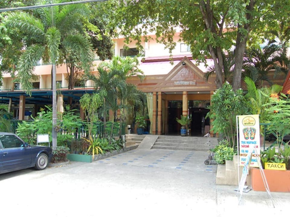 Pattaya Garden Resort Hotel in Pattaya City