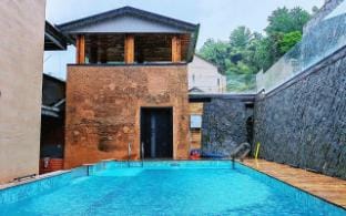 Tonglu Confucian Academy Xiaomanli Mountain Forest Oxygen Bar Resort - OMG Heartbeat Paradise Branch Hotel in Hangzhou