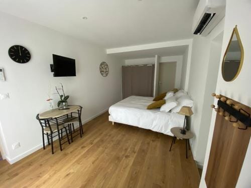 L auvetia studio 150 circuit 24h Hotel in Le Mans