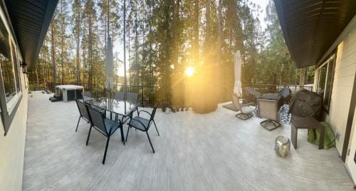 The Grove B&B Mayne Island Hotel in Mayne Island