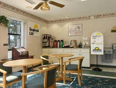 Brentwood Inn & Suites Hotel in Suffolk