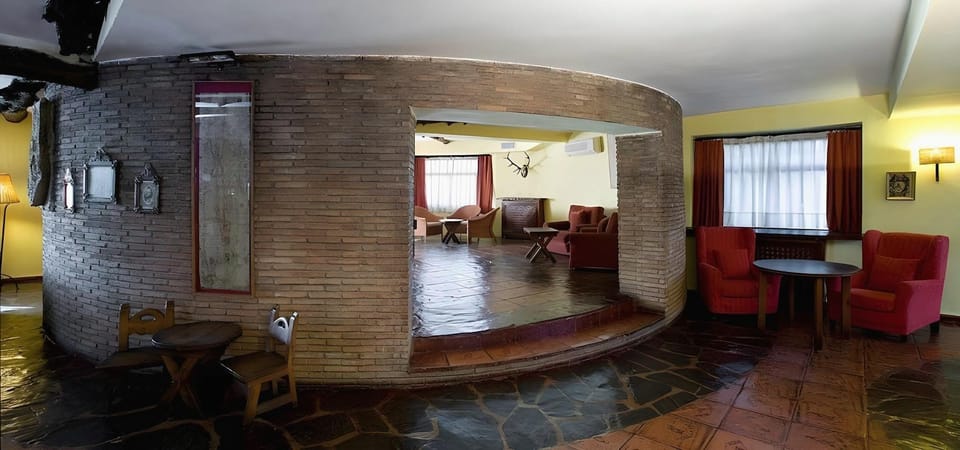 Hotel La Perdiz Hotel in Castile-La Mancha
