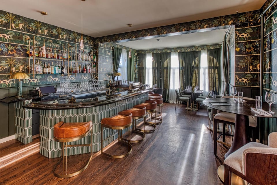 Doctor Sax House Hotel in Lenox