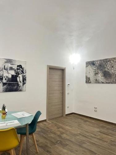 Appia Apartment - Camera Trifoglio Hotel in Campania