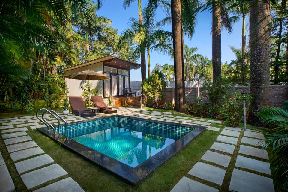 Private pool