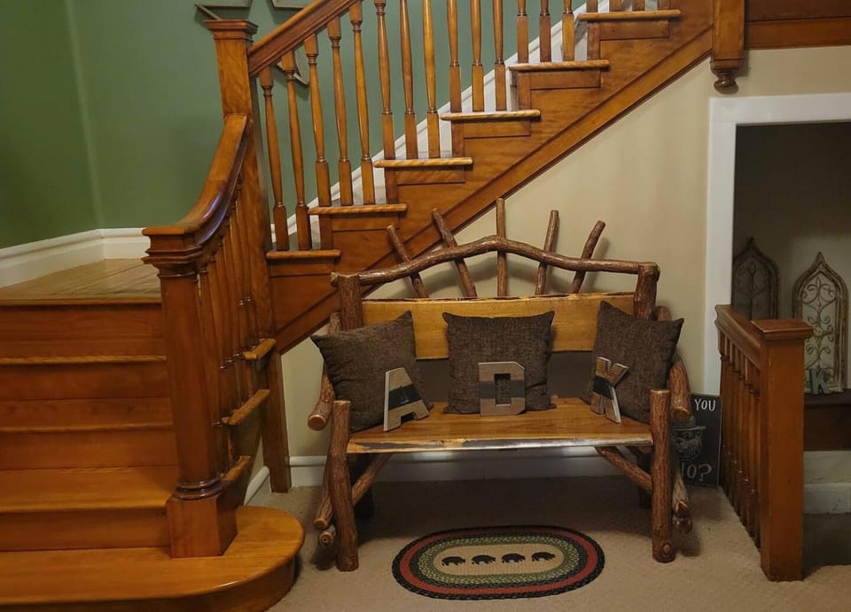Prescott House ADK Inn in Upper Saranac Lake