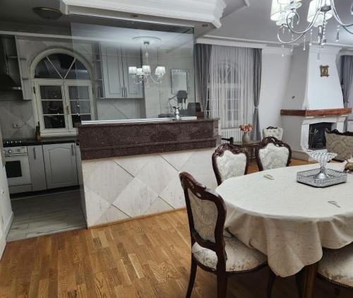 Garni Hotel Bella Hotel in Novi Sad