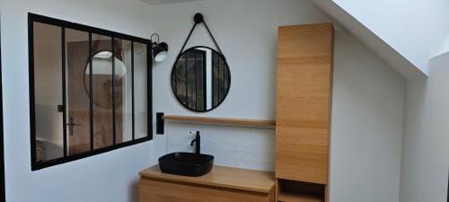 Le Jardin des 2 Cedres Hotel in Brittany