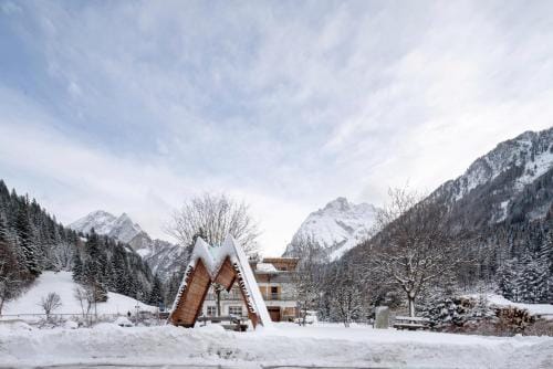 Guesthouse Canazei Cozy 2-Bedrooms Hotel in Canazei