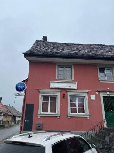 Motel Schwanen Hotel in Schaffhausen, Switzerland