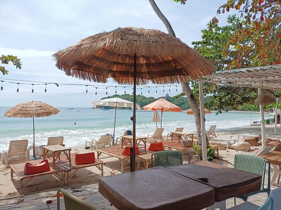 Malibu Samed Resort Hotel in Phe