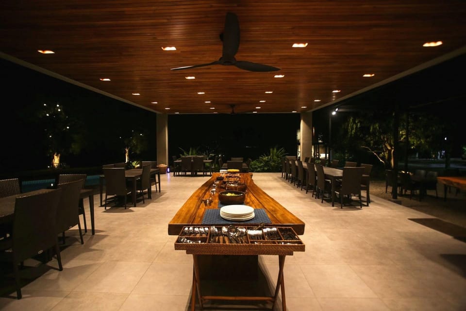 Cala Laiya Hotel in Calabarzon