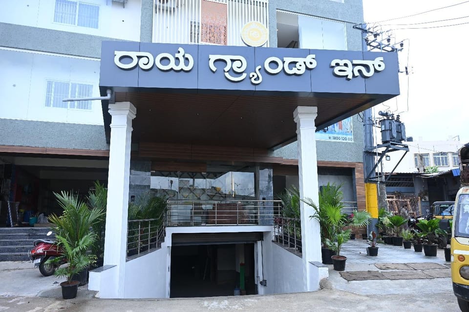 RAAYA GRAND INN Hotel in Tamil Nadu