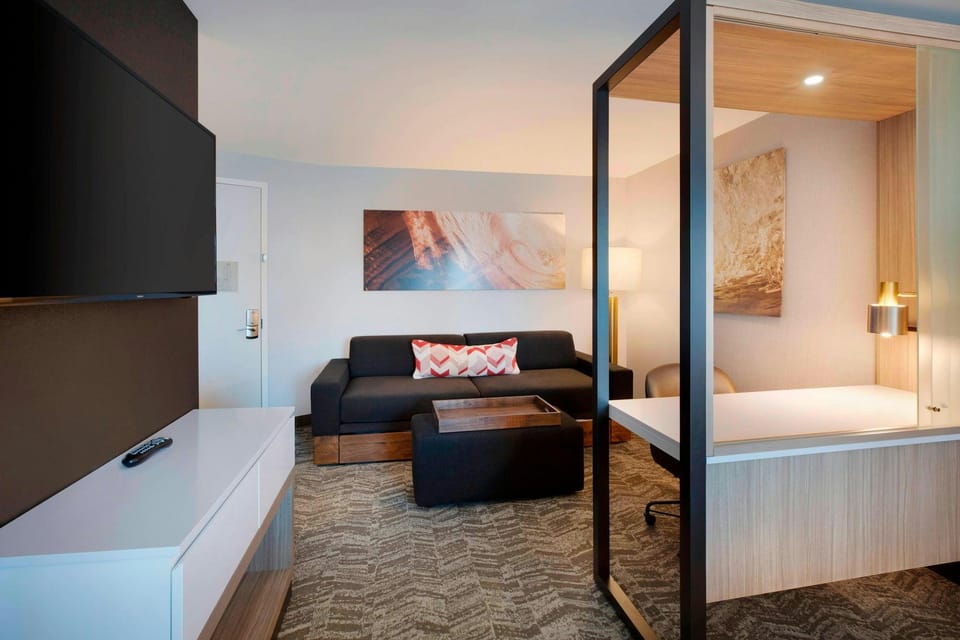 Suite room
