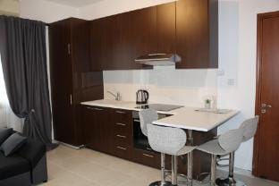 Dea Aureum Apartment Limassol Hotel in Limassol City