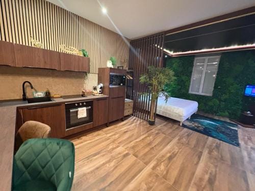 BALIROOM Prestige Hotel in Villeurbanne