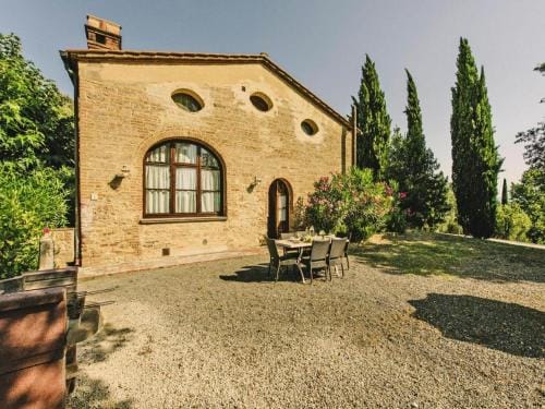 Country House in Tuscany with Pool and Tennis Hotel in Tuscany