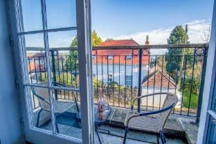 13 Rhodewood House - 2 Bedroom Apartment - Saundersfoot Hotel in Saundersfoot