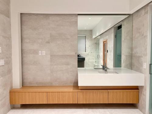 Cozy&Private Suite in Vancouver Hotel in Vancouver