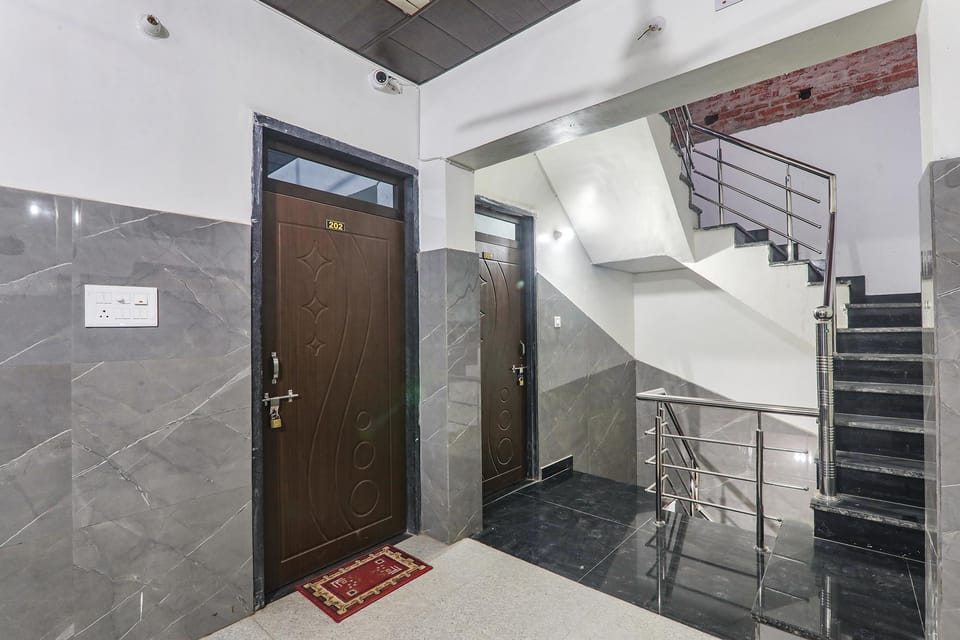 Via Milan Palace Hotel in Uttar Pradesh