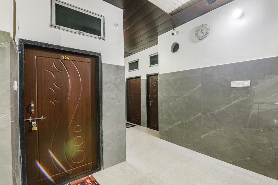 Via Milan Palace Hotel in Uttar Pradesh