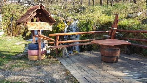 Guest House Lisinski Raj Hotel in Serbia