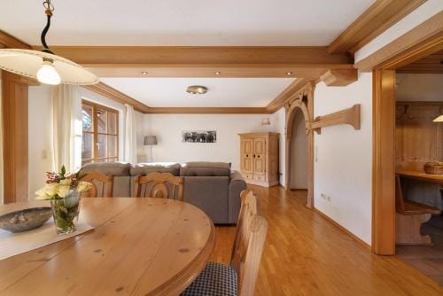 Pension Vogtsmichelhof - Haupthaus Hotel in Baden-Württemberg