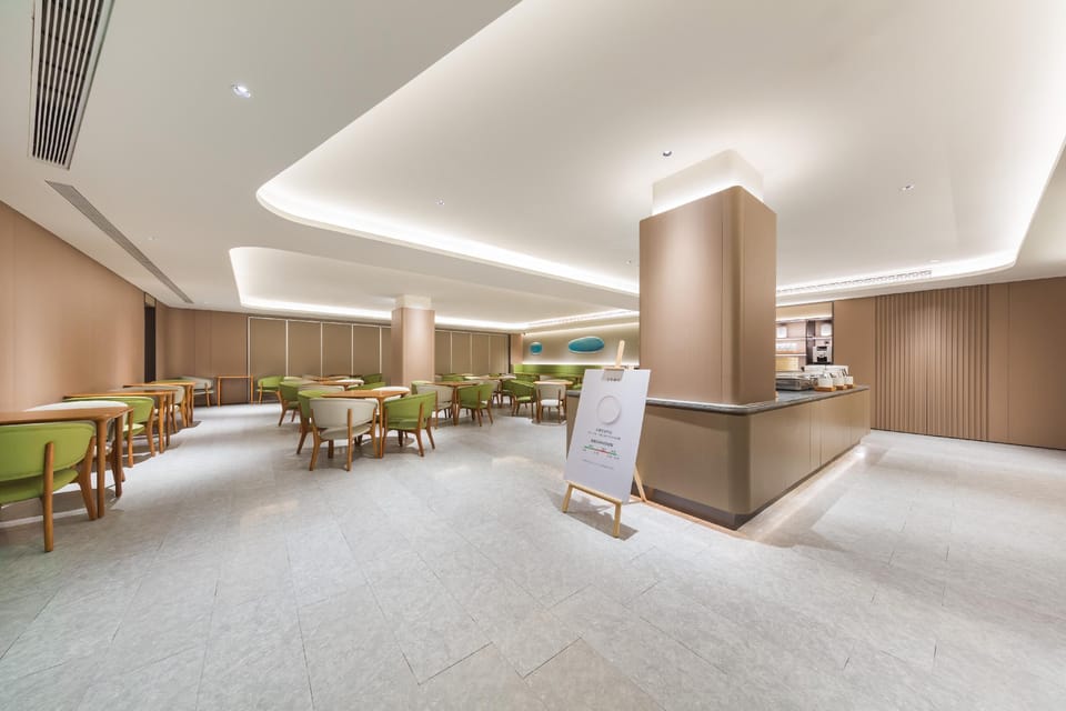 Ji Hotel Beijing Zhongguan Village Xueyuanqiao Metro Station Branch Hotel in Beijing