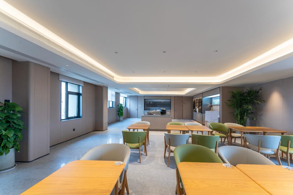 Ji Hotel Jinhua Lanxi City Municipal Government Square Hotel in Hangzhou
