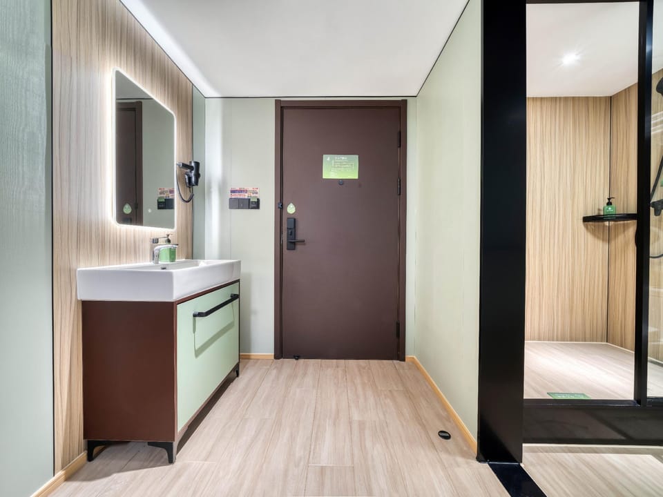 Hi Inn Hangzhou West Lake Jiefang Road Hotel in Hangzhou