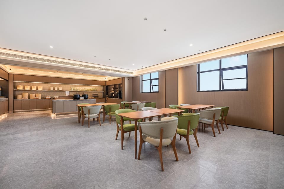 Ji Hotel Chengdu Pengzhou Wangshuli Hotel in Chengdu