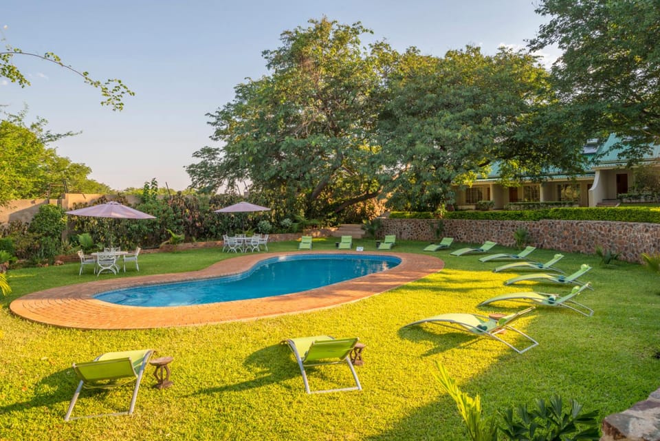 Batonka Guest Lodge Hotel in Zimbabwe