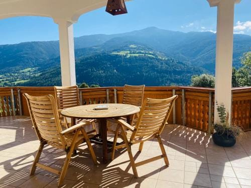 Zlattinger Hotel in Carinthia, Austria