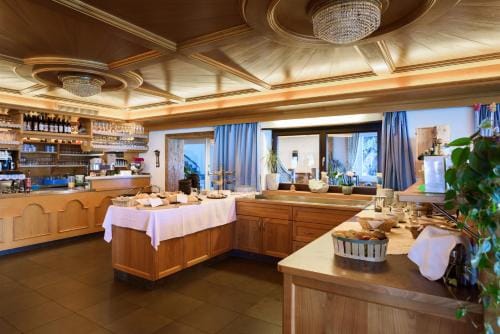 La Pergola PanoramaSuites Hotel in Merano