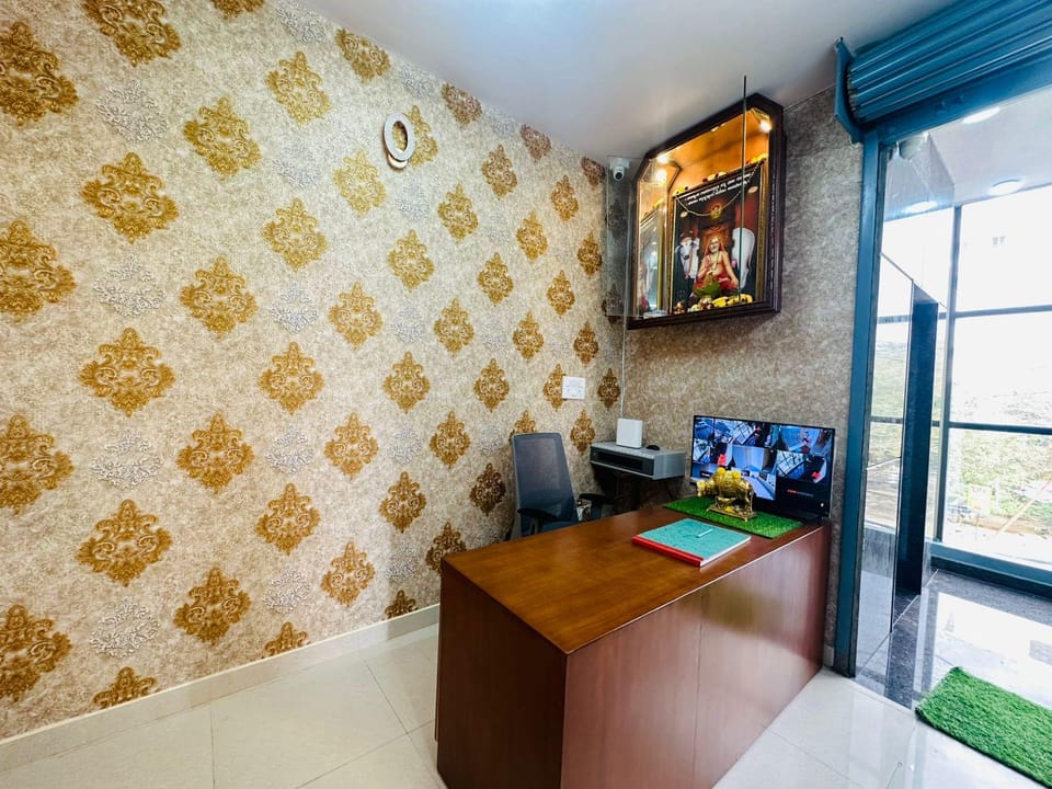 SGR Hotel & Lodge Hotel in Bengaluru