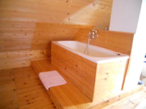 Cabin Menka Lodge in Zlatibor District, Serbia