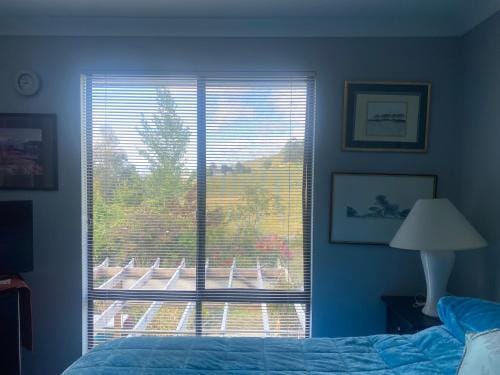 Art House Blue Room Hotel in Huonville