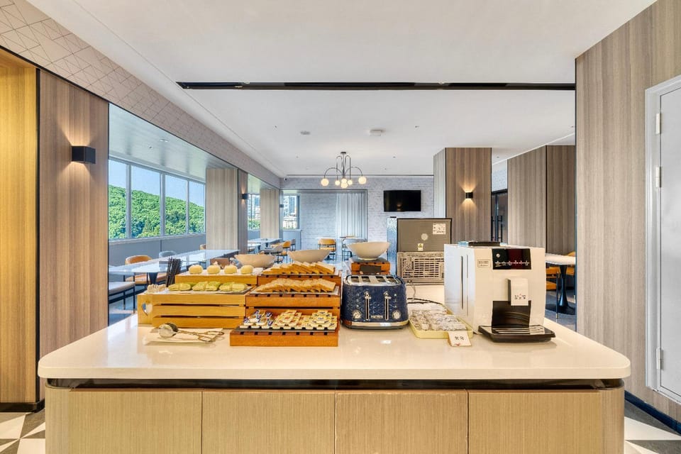 Borman Hotel Wuhu Wuyi Plaza High-speed Railway Station Hotel in Nanjing