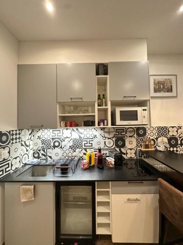 Charles V Marais Apartment Hotel in Paris