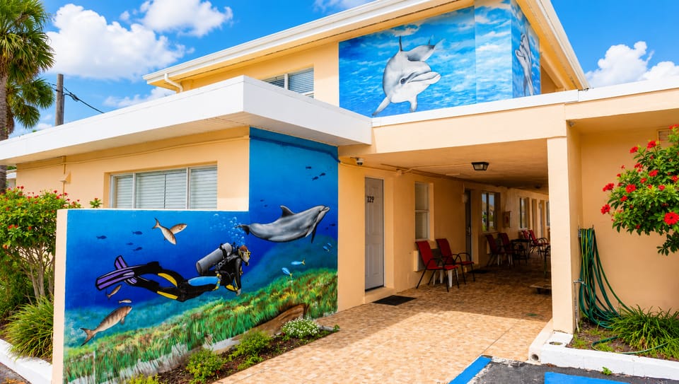 Belleair Beach Resort Motel Motel in Sand Key