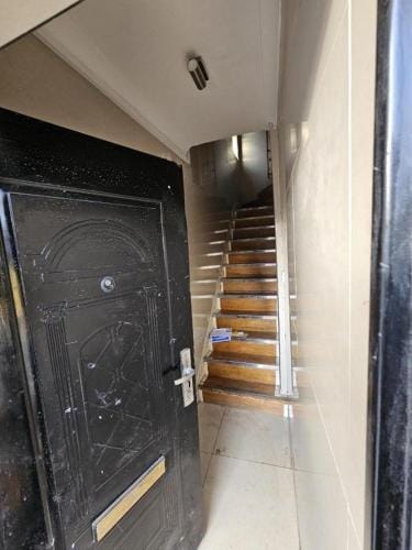 Private Room Direct Travel Heathrow & Central Ldn Hotel in London Borough of Ealing
