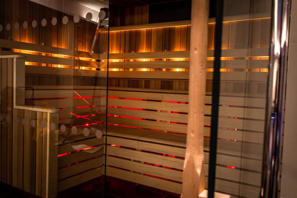 Lincoln Plaza London, Curio Collection by Hilton Hotel in London