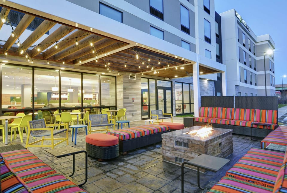 Home2 Suites by Hilton Clarksville Louisville North, IN Hotel in Clarksville